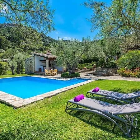 3 Bedroom Villa With Private Pool, 10 Minutes To Pollensa * Pollenca