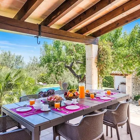 3 Bedroom Villa With Private Pool, 10 Minutes To Pollensa Villa Pollenca