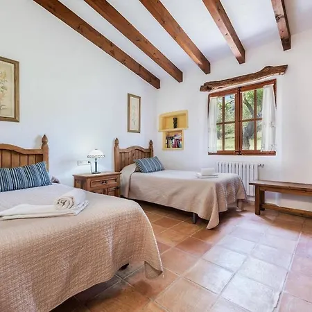 3 Bedroom Villa With Private Pool, 10 Minutes To Pollensa